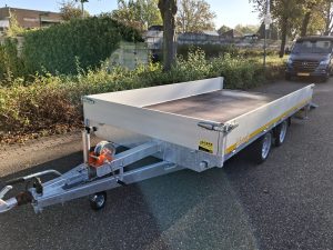 eduard met lier en oprijplaten 400x200
