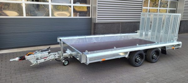 Zwanenhals-voor-laag-400x180-2-as-1575x700