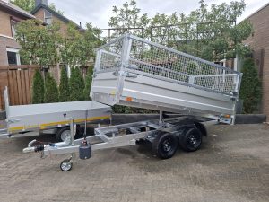 Syma kipper 2000kg 310x156cm met loofrek